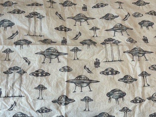 Pottery barn kids - pottery, ufo